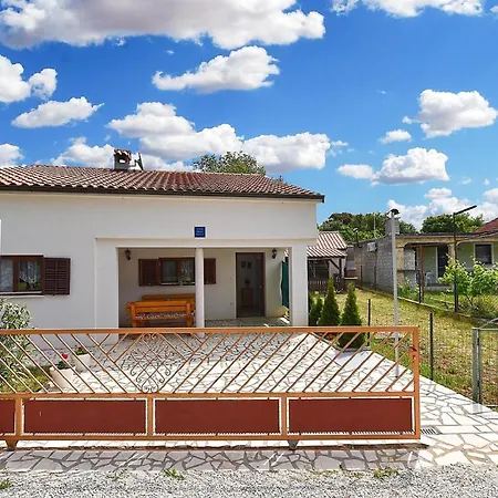 Fuer 4 Personen Ca 40 Qm In Gajana, Istrien Istrische Riviera * Mednjan